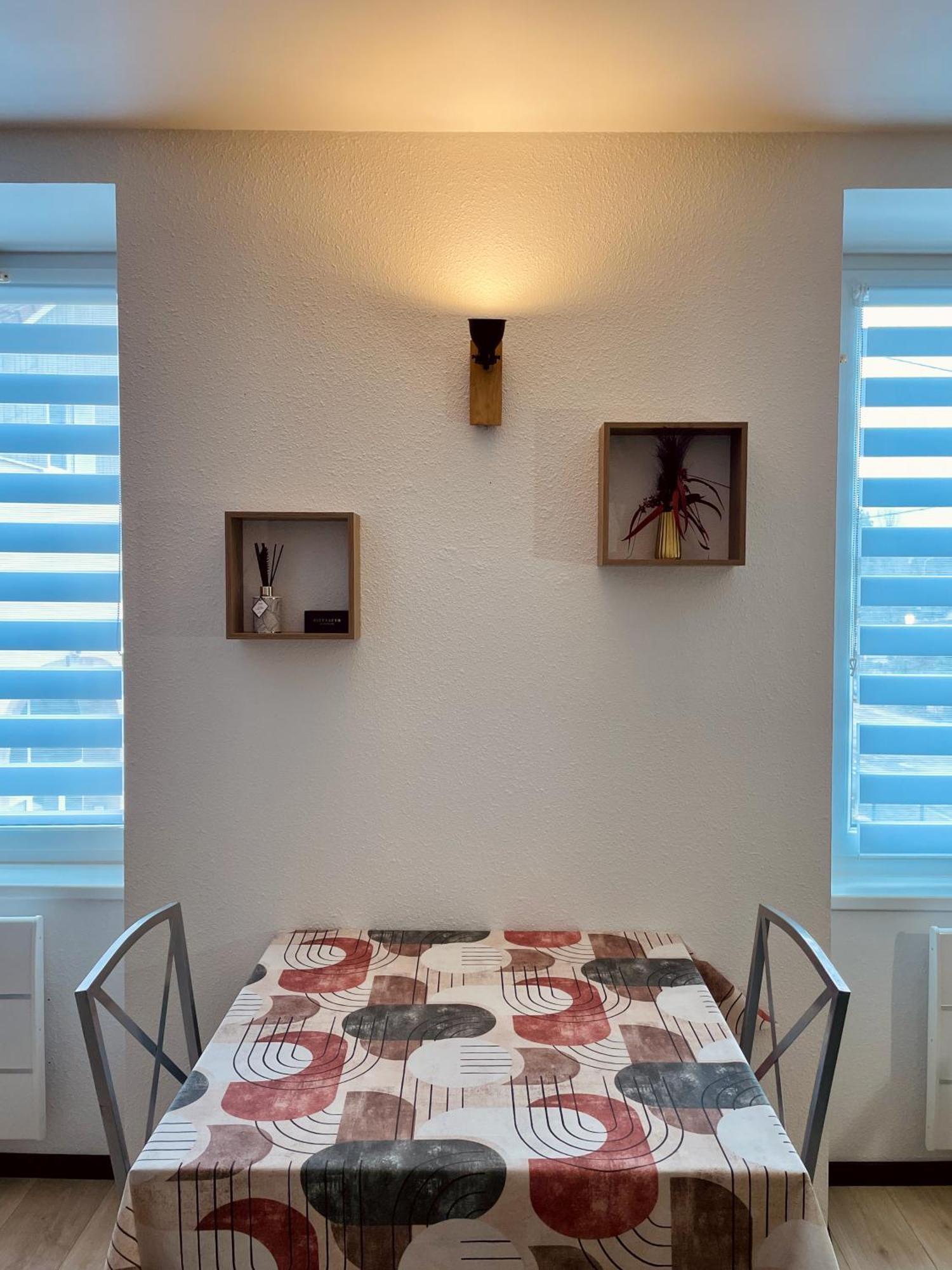Joli Appartement Avec Parking Монбельяр Екстер'єр фото